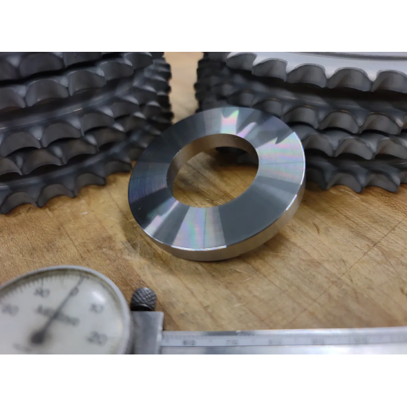 Darkhorse Adaptor Spacer for Man O' War Twin Cam Motorsprocket